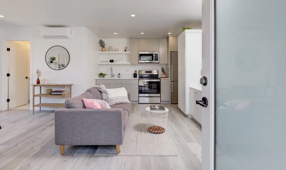 Culv3rd Ave. Garage Conversion IMG4