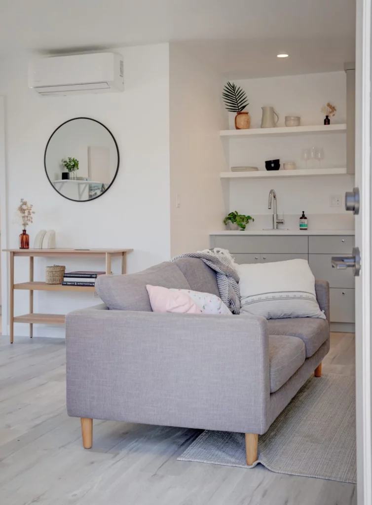 Culv3rd Ave. Garage Conversion IMG5